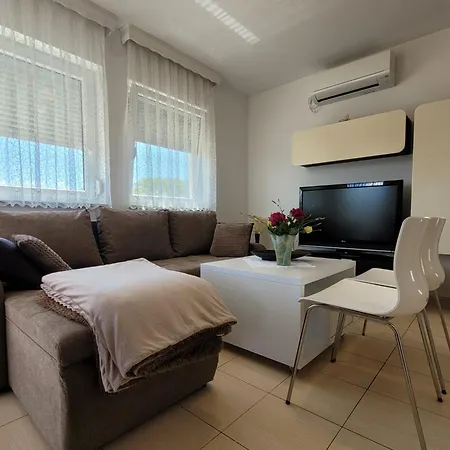 Dani Apartment